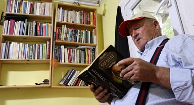 Teknoloji çağında kitap aşığı 71 yaşındaki İlhan Şahin'in hikayesi