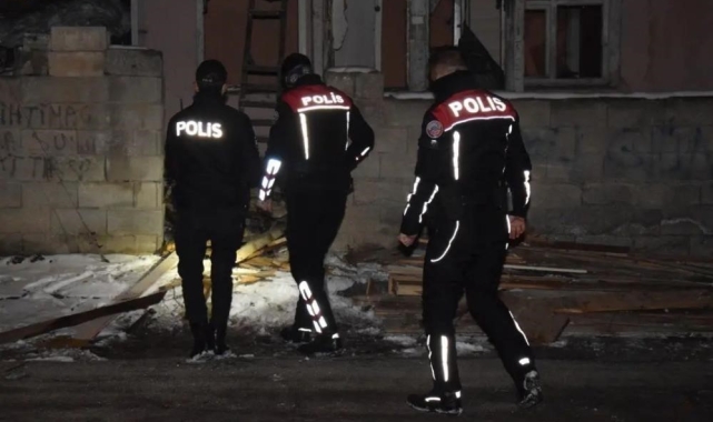 Aranan 20 şahıs Erzincan'da yakalandı