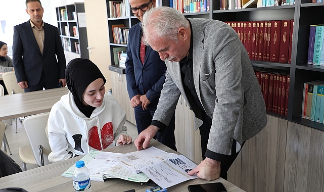 AYM öğrencilerin uğrak noktası oldu