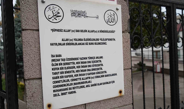Samsun'un manevi mimarlarından İsa Baba'nın mezar taşındaki ibretlik yazı