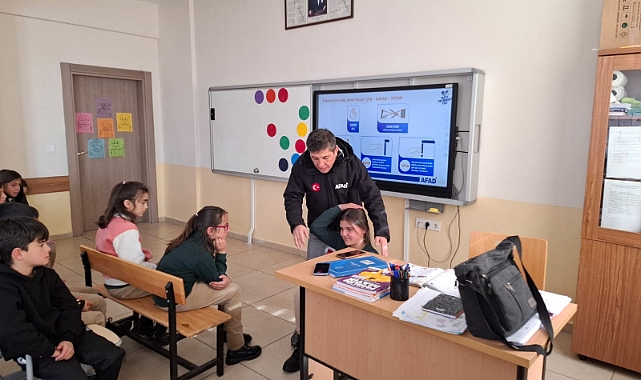 AFAD, okullardaki tatbikatlarını sürdürüyor
