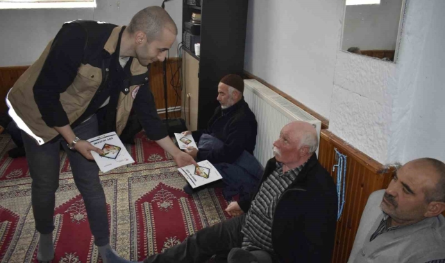Bayburt'ta üreticiler süt hijyeni ve süt sığırcılığında sağım hijyeni konularında bilgilendirildi