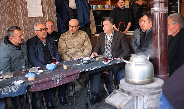Cuma namazı sonrası kahvehane ziyareti