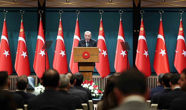 Cumhurbaşkanı Erdoğan: "AB'yi içine düştüğü çıkmazdan sadece Türkiye kurtarabilir"