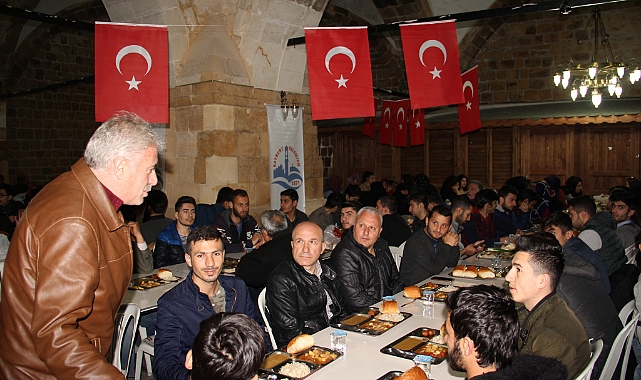 İftar Çadırının bu yılki adresi eski Halk Eğitim Merkezi