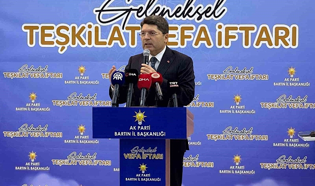 Bakan Tunç'tan Özel'e: " Bilirkişi raporu geldi, rapor karşısında susuyorsanız o zaman ikiyüzlüsünüz"
