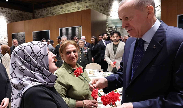 Cumhurbaşkanı Erdoğan: "Demir yumruğumuzu daima hazır tutuyoruz"