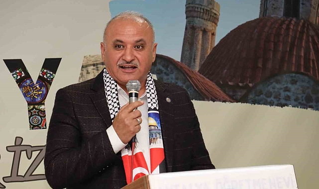 Eğitim Bir Sen Şube Başkanı Eyüp Bülent Miran: 'Bizi Çanakkale ruhu birleştirir'