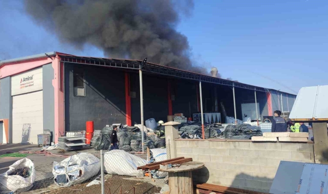 Erzincan OSB'de korkutan yangın