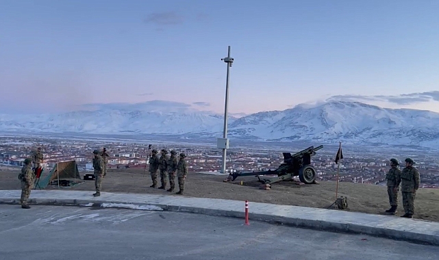 Erzincan'da ramazanda top atışı geleneği yaşatılıyor