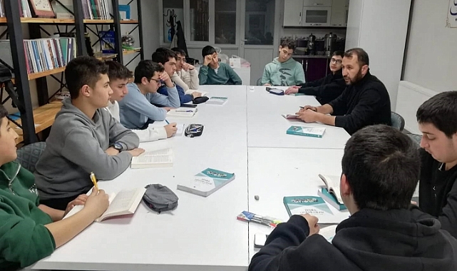 'İftardan Sahura Gençlik Buluşması'