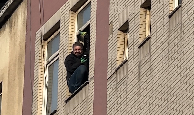 İntihar girişiminde bulunan vatandaşı İlçe Emniyet Müdürü ikna etti