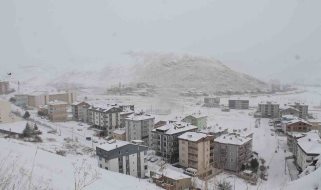 Bayburt için kar, çığ, zirai don ve rüzgar uyarısı yapıldı
