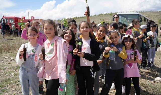 Erzincan'da fidan dikme şenliği düzenlendi