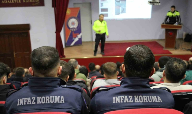 Polisten Ceza İnfaz Koruma Amir ve Memurlarına seminer