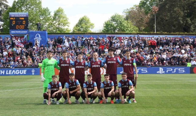 Trabzonspor'un gençleri finalde Barcelona'ya karşı