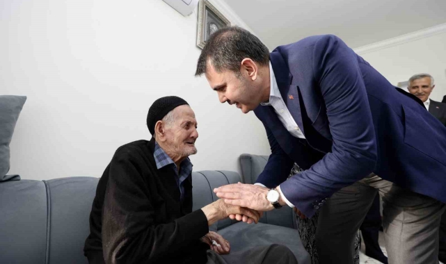 Bakan Kurum: "Her ev huzura kavuşana kadar yanınızda olacağız"