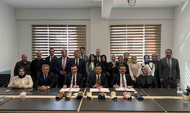 Ehram, bez bebeklerle geleceğe taşınacak