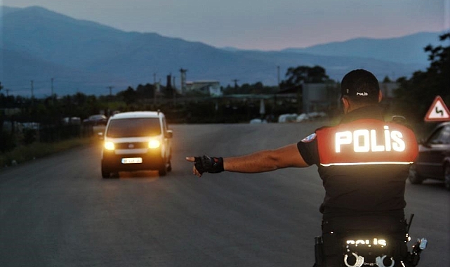 Erzincan'da aranması bulunan 20 şahıs yakalandı