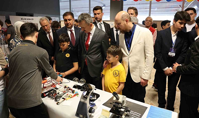 İletişim Başkanı Altun: "Günümüzde dijital medya ve sosyal medya mecraları, dezenformasyonu katbekat artıran bir gelişme"