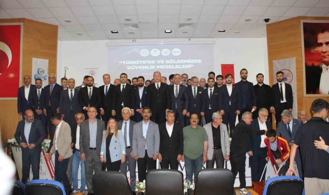 TBMM Milli Savunma Komisyonu Başkanı Akar: "El birliği, gönül birliği ile terör belasından, milletimizi, 86 milyonu kurtaracağız"
