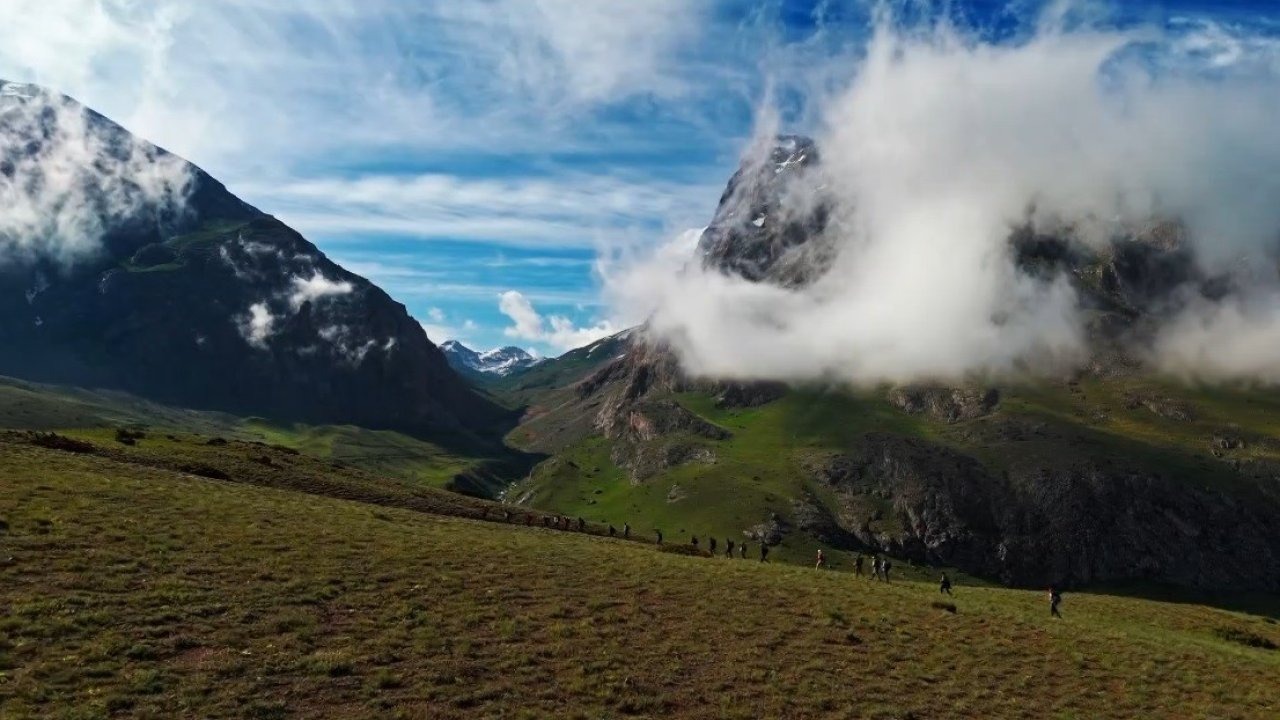 Munzurlar, turistlerin ilgi odağı