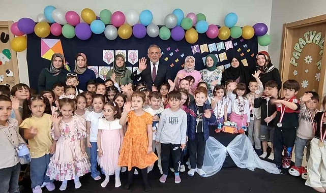 Kur'an kursu öğrencileri karne sevinci yaşadı