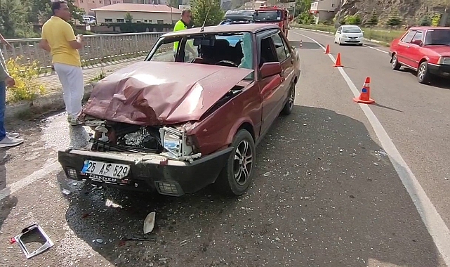 Tortum'da trafik kazası: 3 yaralı
