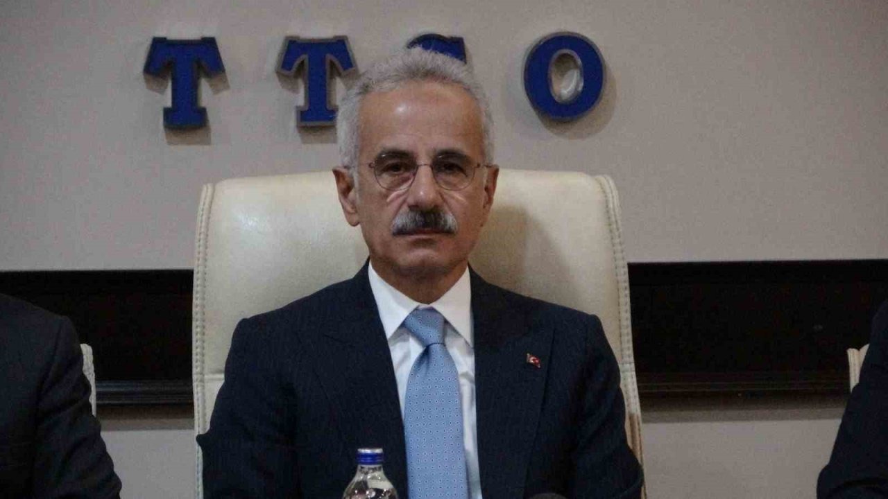 Bakan Abdulkadir Uraloğlu: "Türkiye’de denize yapılan 3. havalimanını Trabzon için tasarladık"