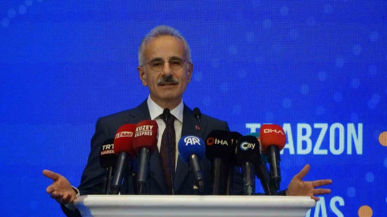 Bakan Uraloğlu: "İlk göreve geldiklerinde 4.7 milyon kullanıcının bilgileri yurt dışına çıkarılmıştır"
