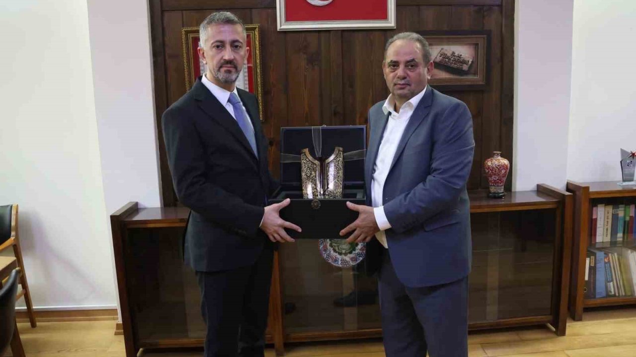 Başkan Değirmenci’den hayırlı olsun ziyareti