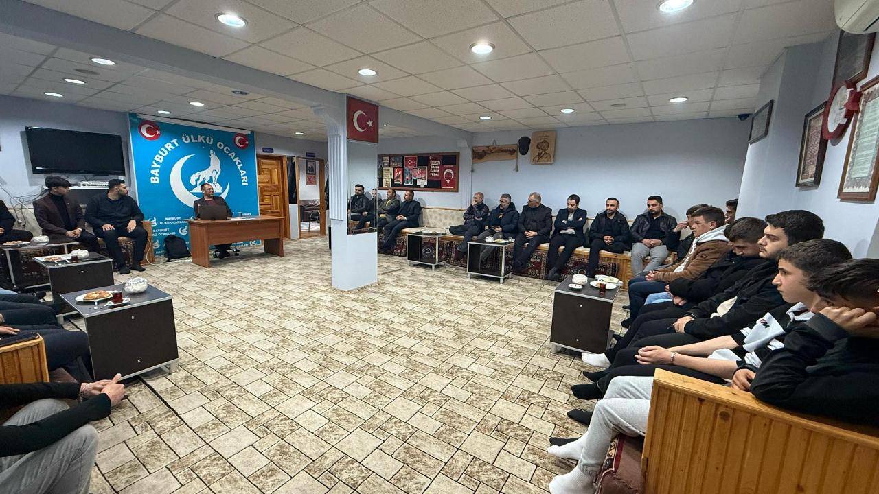 Bayburt Ülkü Ocakları 20'ye yakın sertifikalı kurs açacak