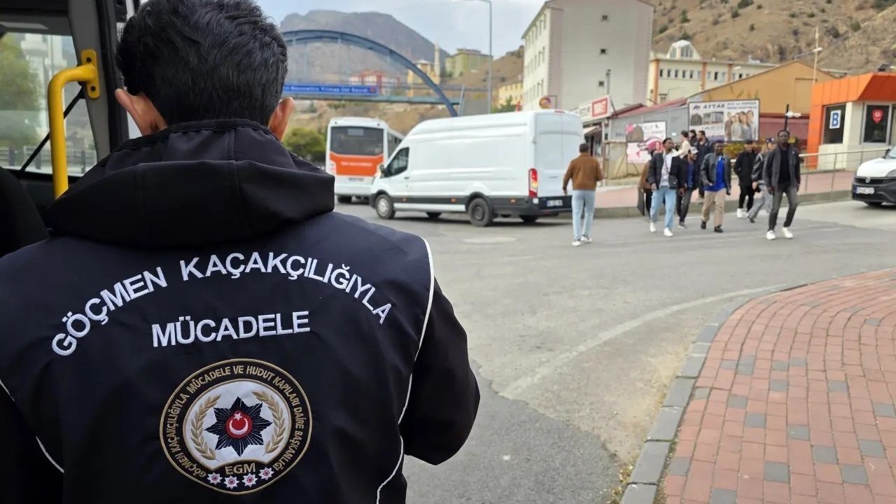 Gümüşhane’de düzensiz göçle mücadele denetimleri sıkılaştırıldı