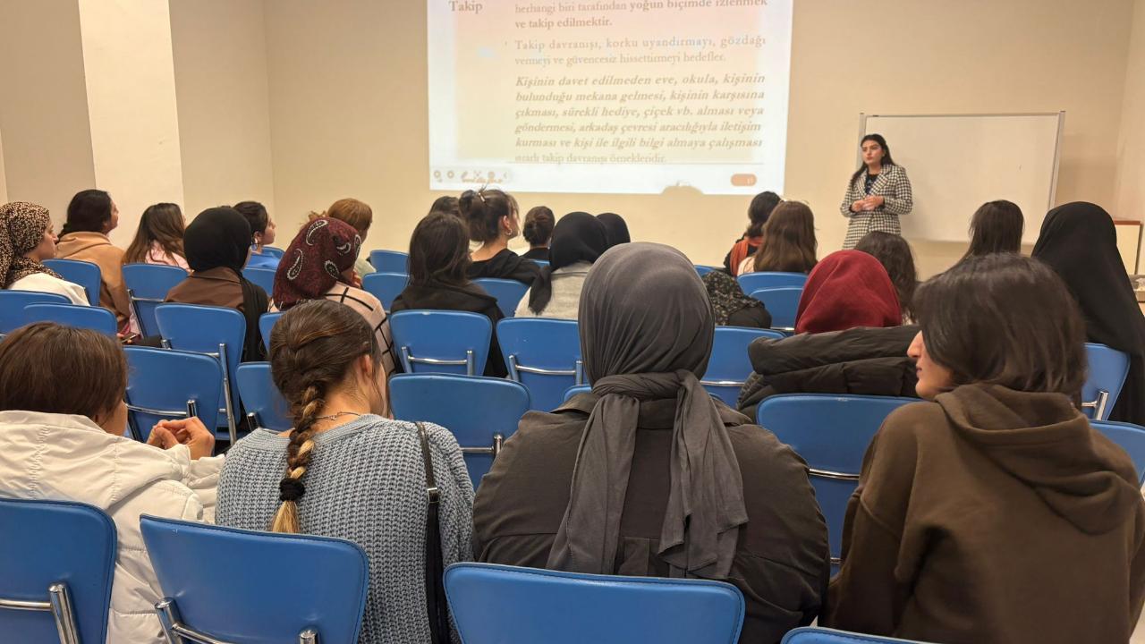 KYK Yurtlarında "Kadına yönelik şiddetle mücadele" eğitimi verildi
