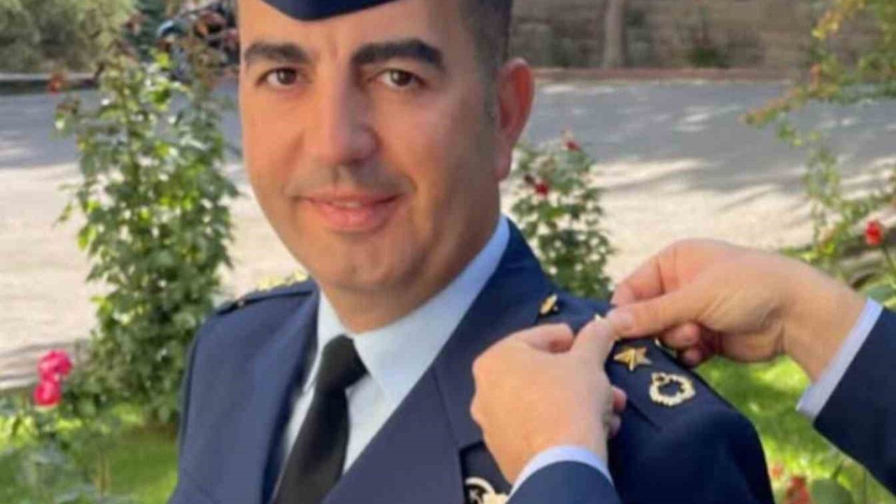 Şehit Yarbay Korkmaz’ın aile yakını, "Ailesine Cuma günü geleceğim diyor, pilotluk çocukluk hayaliydi"