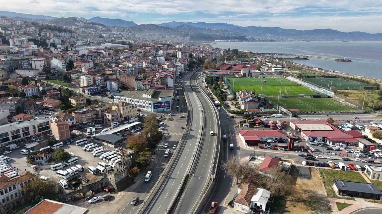 Yıllarca yıkılması çok tartışıldı şimdi bakanlık raporu bekleniyor