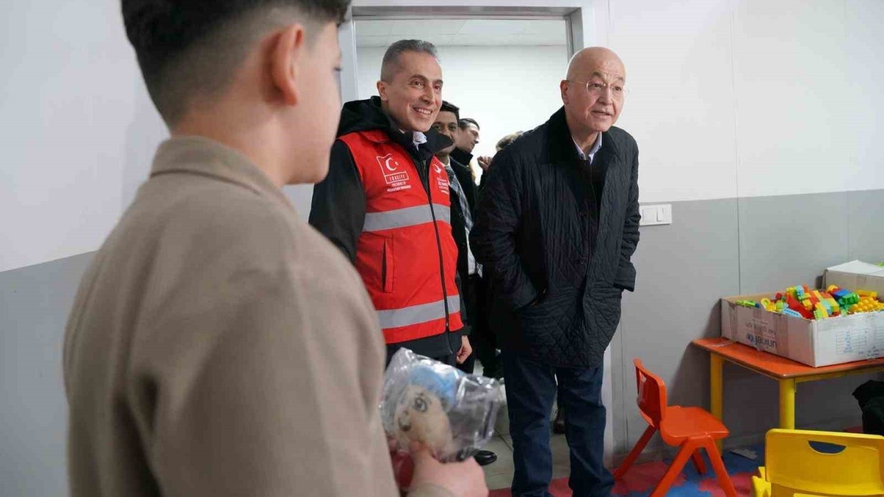 Göç İdaresi Başkanı Kök: "Gönüllü geri dönüşlere ilişkin işlemler uluslararası standartlara uygun yürütülmektedir"