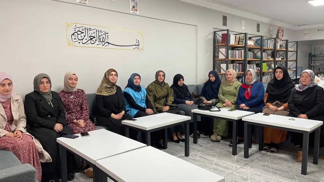 Kadınlara aile içi iletişim semineri verildi